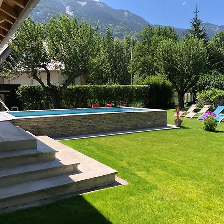 Alpesi faház Barbara With Swimming Pool In The Heart Of Oisans *